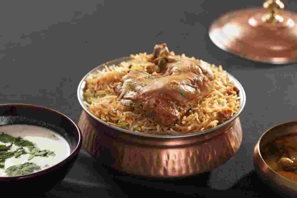 Bakrid Feast: दमदार स्वाद वाला Hyderabadi Mutton Biryani Recipe, खुशबू से भर जाएगा पूरा घर 1 BAKRID FEAST1