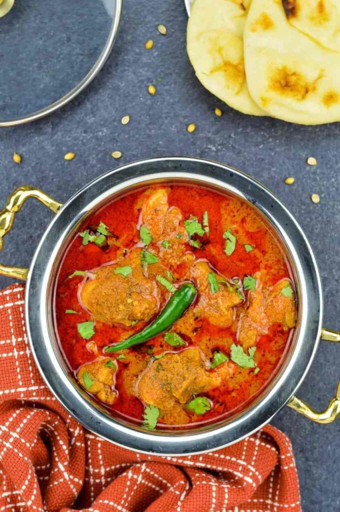 अब घर पर बनाएं तीखे मसालों से भरपूर Chicken Kolhapuri महाराष्ट्र का असली स्वाद! 1 Chicken Kolhapuri