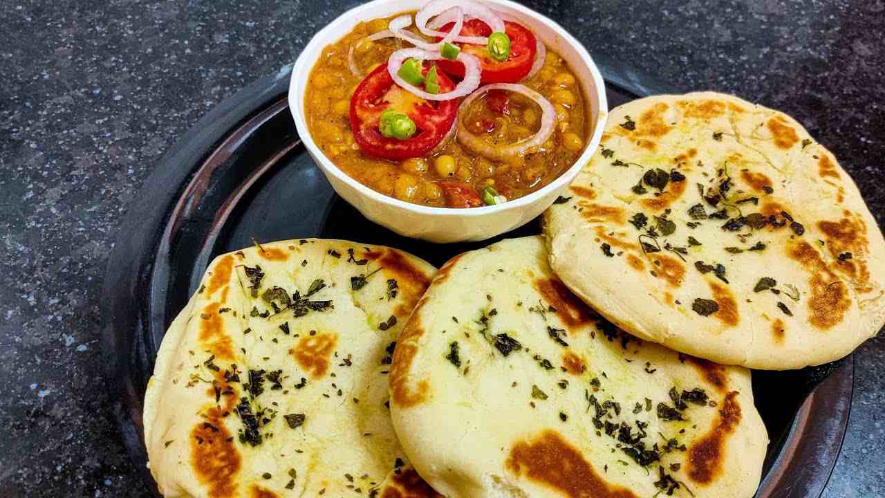 Chole Kulche
