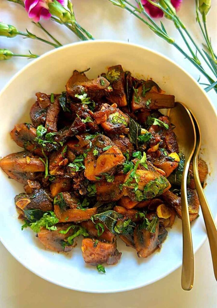 अब घर पर बनाएं मसालेदार और खुशबूदार Mushroom Chettinad South India का असली स्वाद 2 Mushroom Chettinad