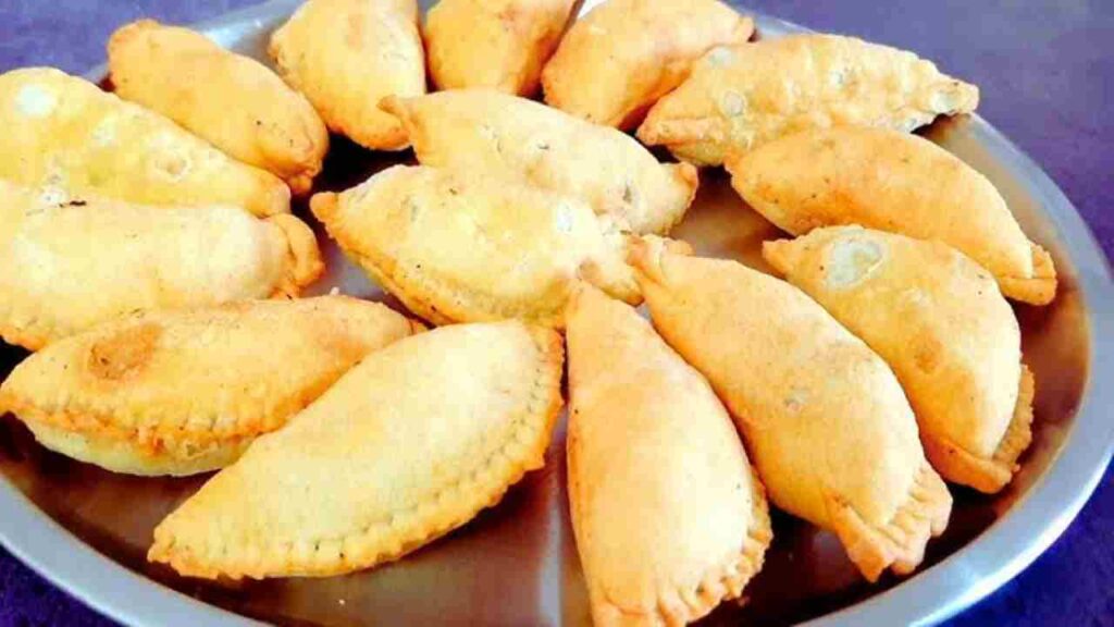 Perfect Gujiya