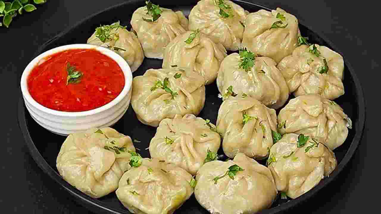 Veg Steamed Momos1