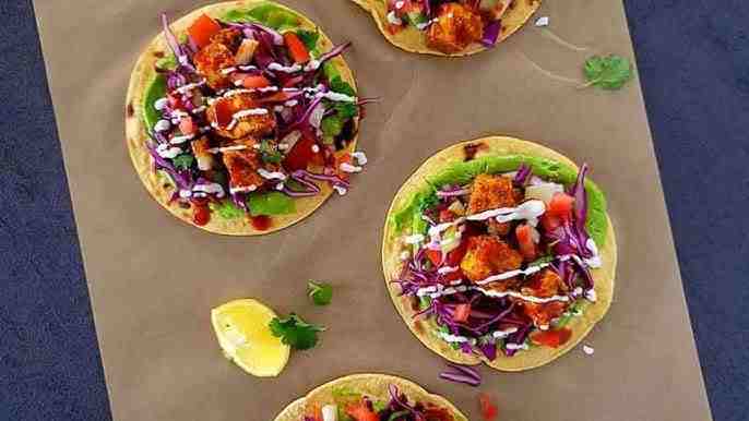 durga-puja-fusion-flavours-traditional-dishes-modern-twist