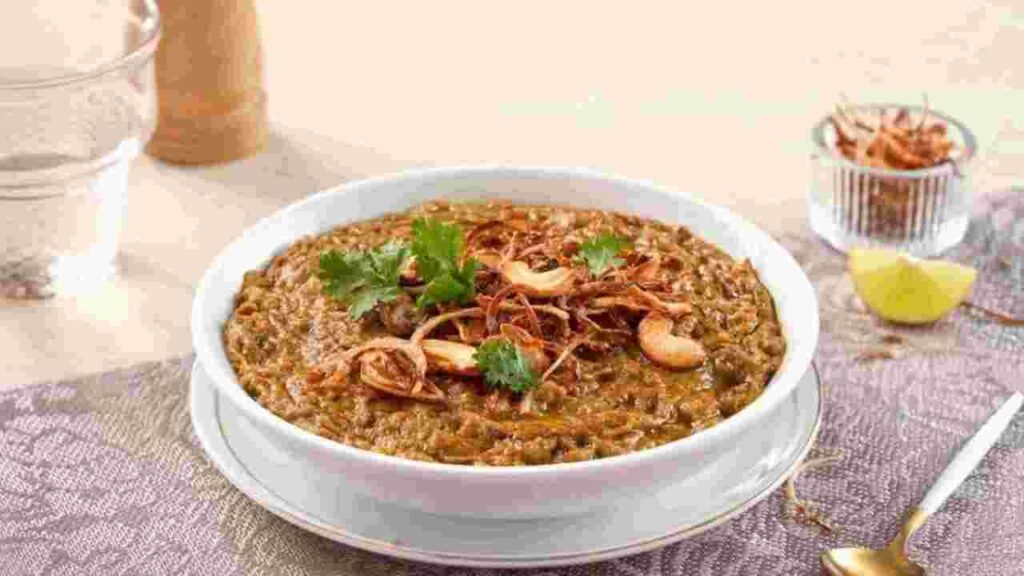 घर पर बनाएं लखनऊ स्टाइल Muharram Khichda, उंगलियां चाटते रह जाएंगे लोग 8 घर पर बनाएं लखनऊ स्टाइल Muharram Khichda, उंगलियां चाटते रह जाएंगे लोग