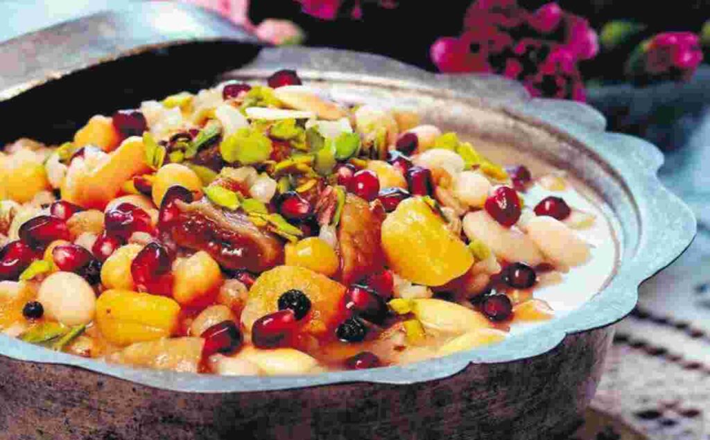 तबर्रुक में क्या बांटना चाहिए? जानिए पारंपरिक फूड आइडियाज 1 tabarruk me kya bantna chahiye traditional food ideas1